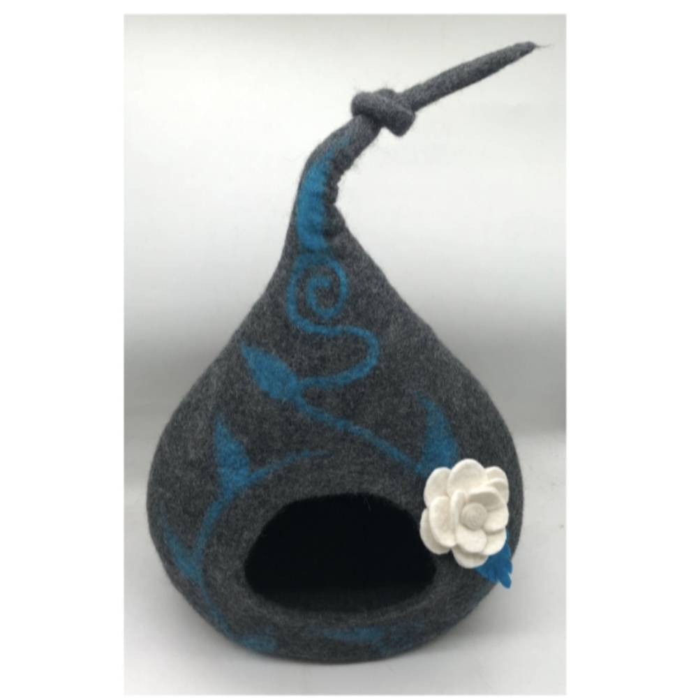 New Zealand Wool Too Knotted Cat Cave or Cat Bed
